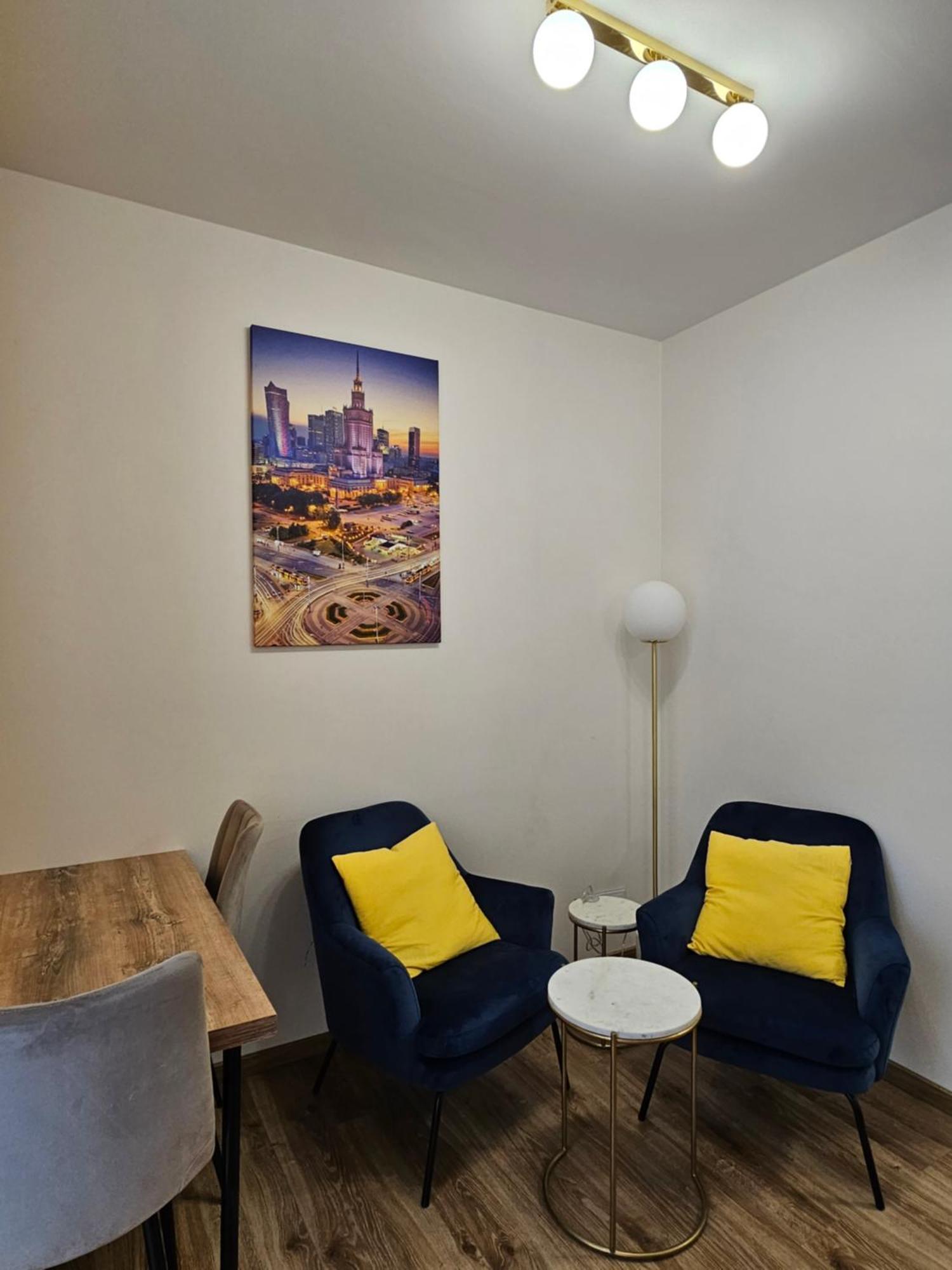 Apartamenty Wola Tower Varsovie Extérieur photo