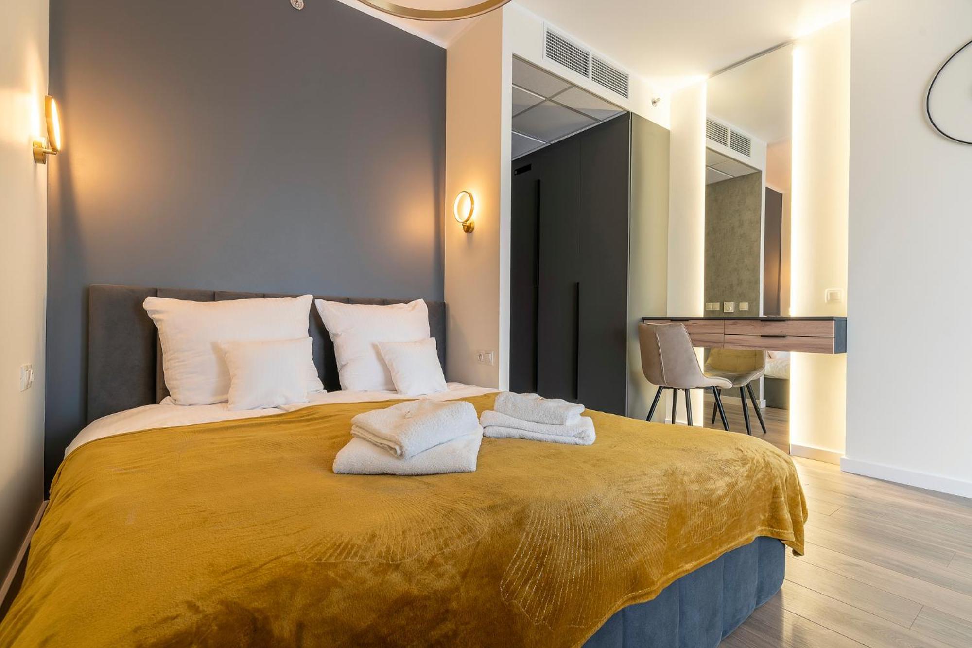 Apartamenty Wola Tower Varsovie Extérieur photo