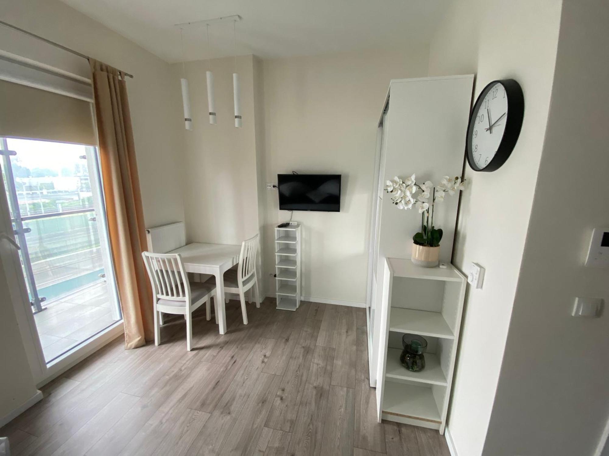 Apartamenty Wola Tower Varsovie Extérieur photo