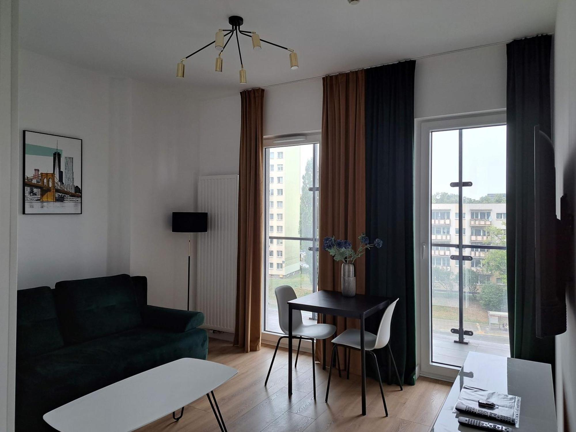 Apartamenty Wola Tower Varsovie Extérieur photo