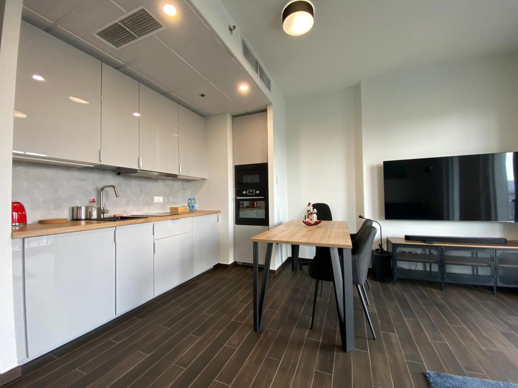 Apartamenty Wola Tower Varsovie Extérieur photo