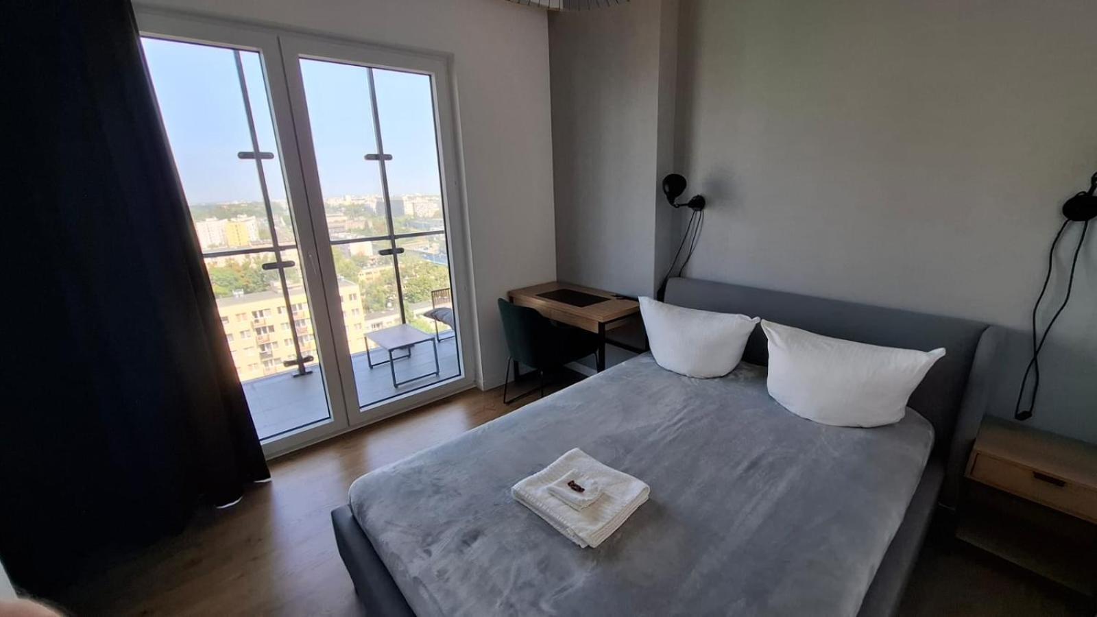 Apartamenty Wola Tower Varsovie Extérieur photo